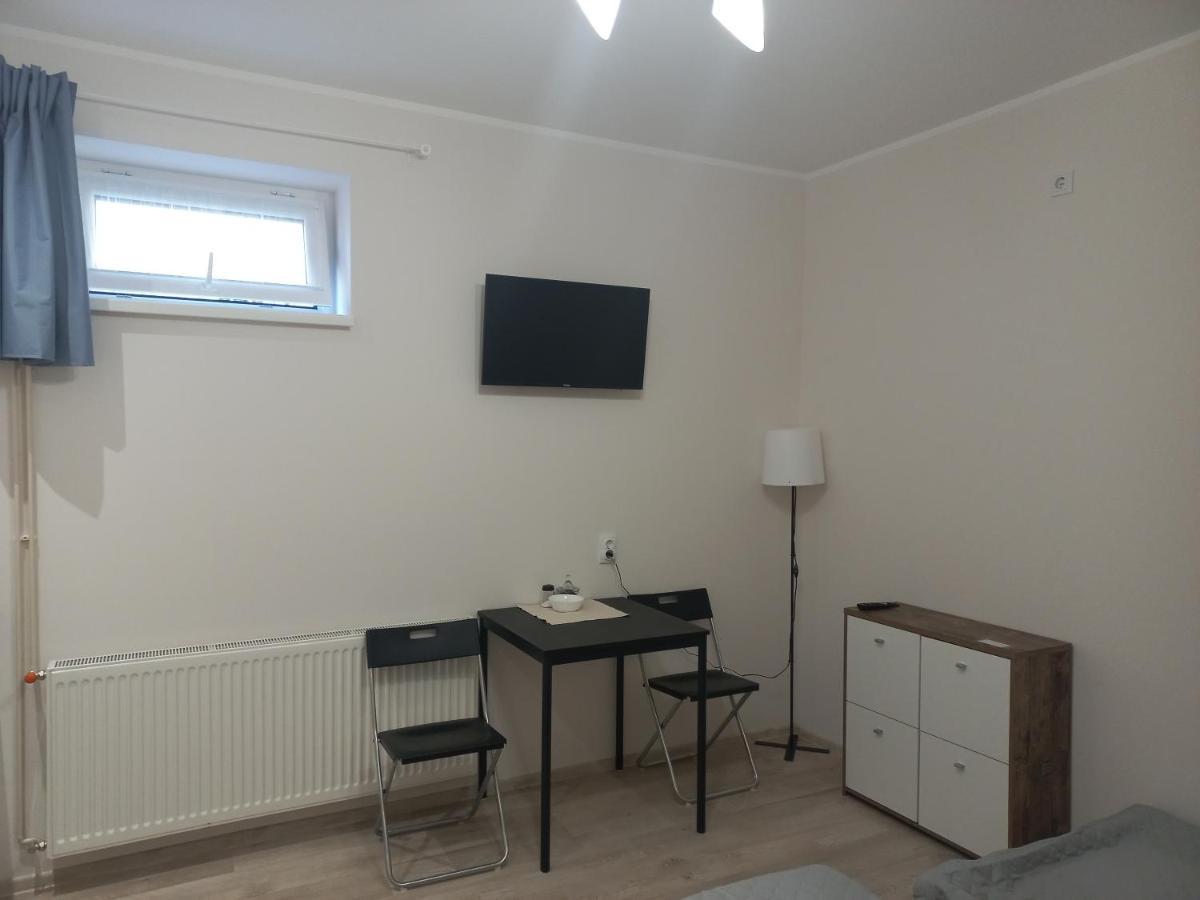 Kod Velikih Tuja Apartamento Melenci Exterior foto